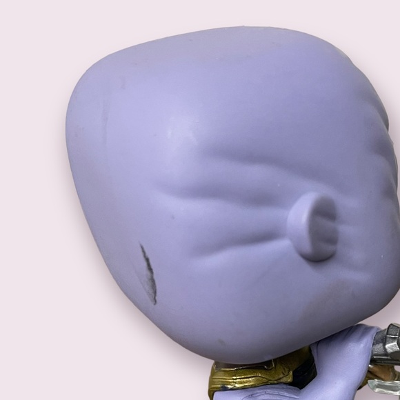 Thanos Out Of Box - Picture 5 of 14